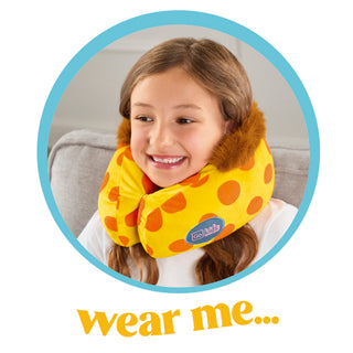 2_3_Giraffe Snuggle Travel Pillow