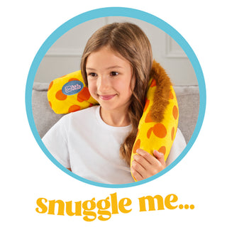 2_6_Giraffe Snuggle Travel Pillow